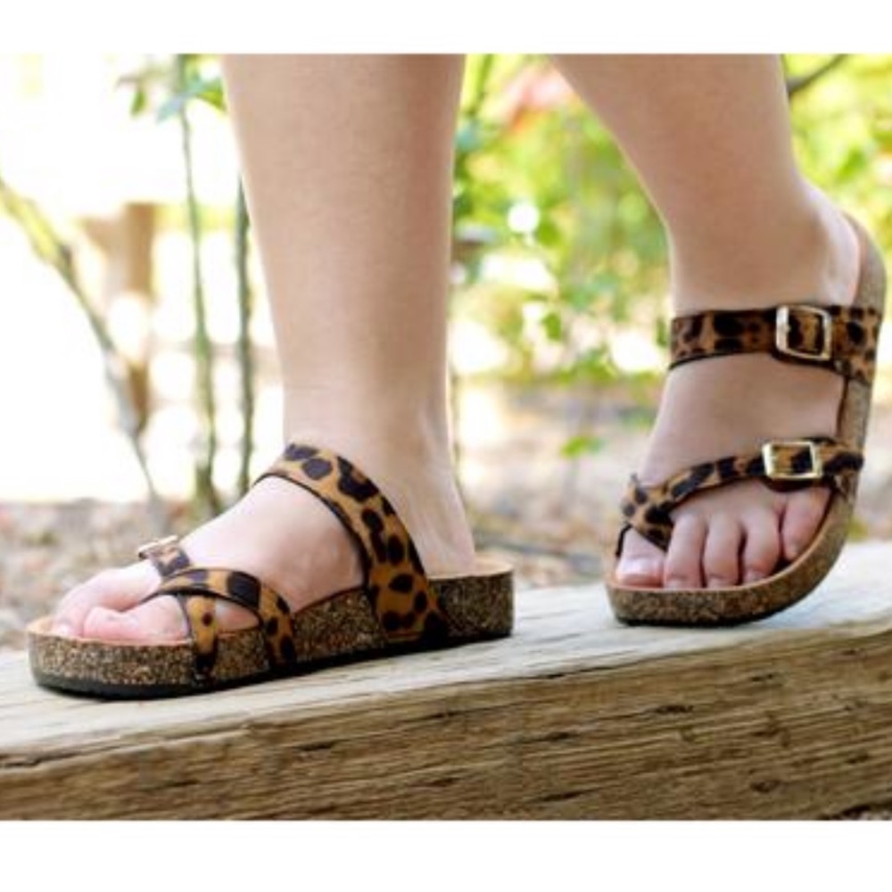 Leopard Buckle Chic Cork Wedge Slide Sandals - Picture 4 of 5